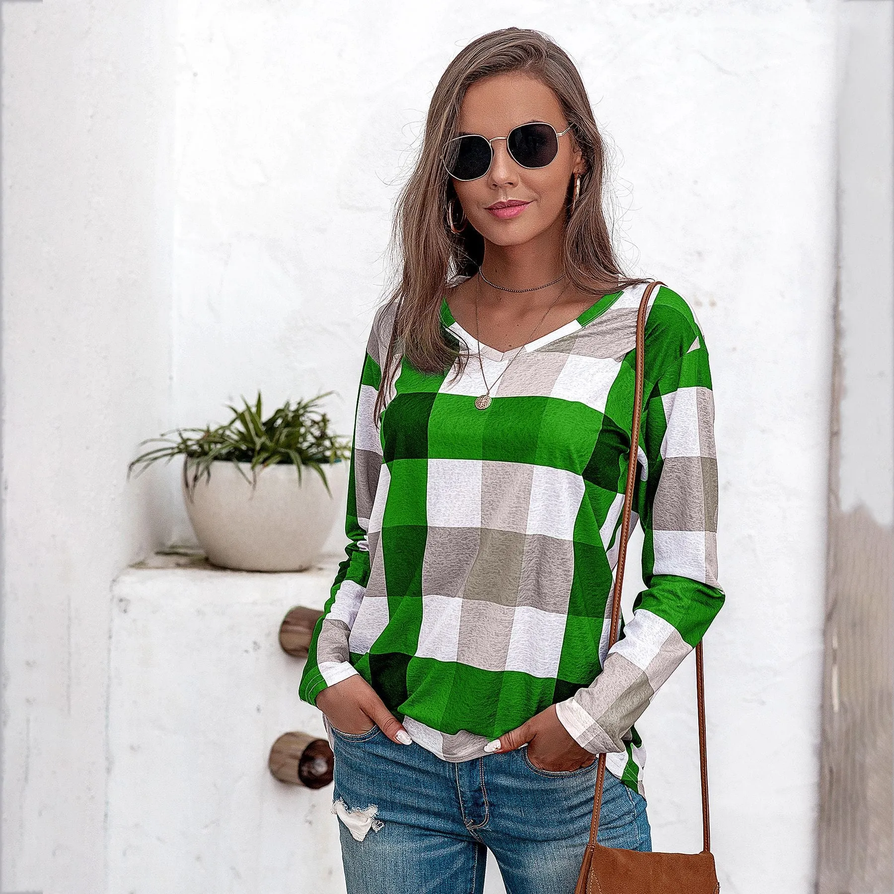 Comfortable long-sleeved women's plaid contrast color cotton and linen top