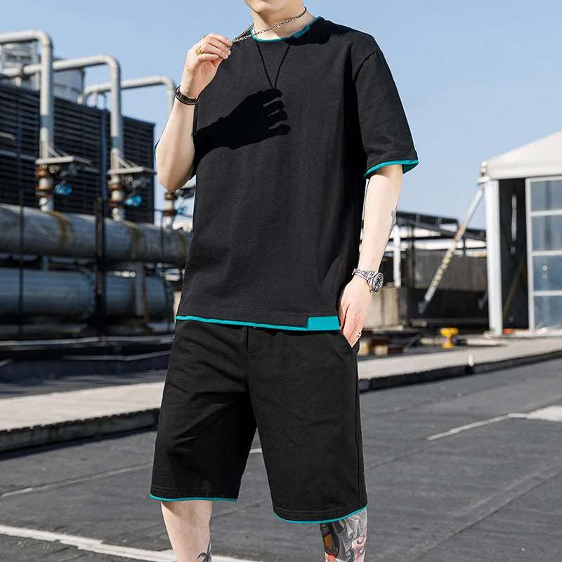 Men's Stylish Short Sleeved T-Shirt and Shorts Two-piece Outfit Set